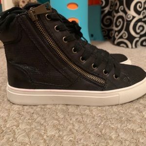 Steve Madden high tops 6